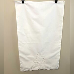 Elegant Vintage White Cotton Standard Sz Pillowcase with Lace Embroidery Detail
